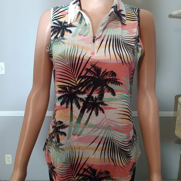 Size small - Picture 2 of 12